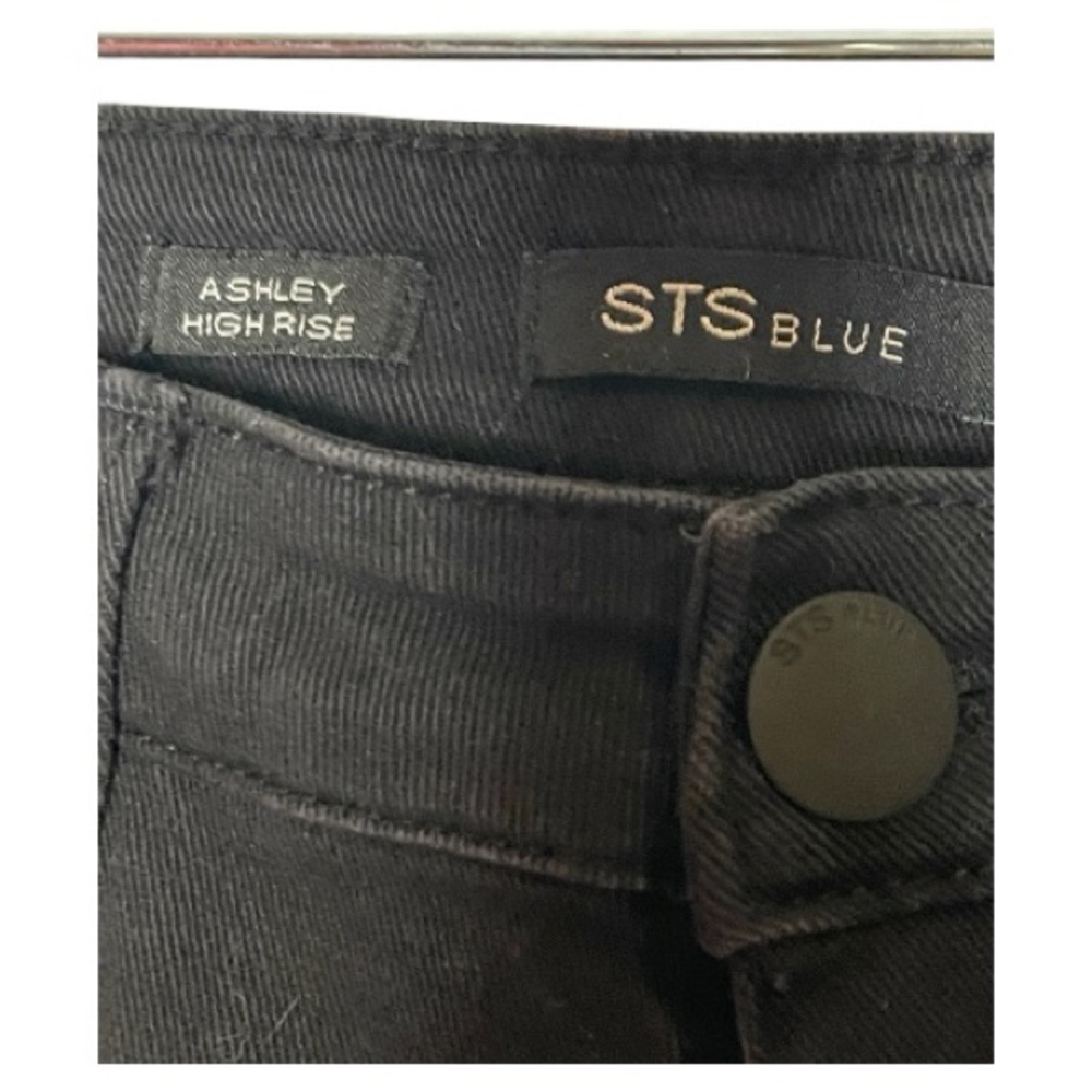 STS Blue “Ashley” l High Rise Black Distressed Skinny Jeans Raw Hem l Poshmark - Picture 2 of 4